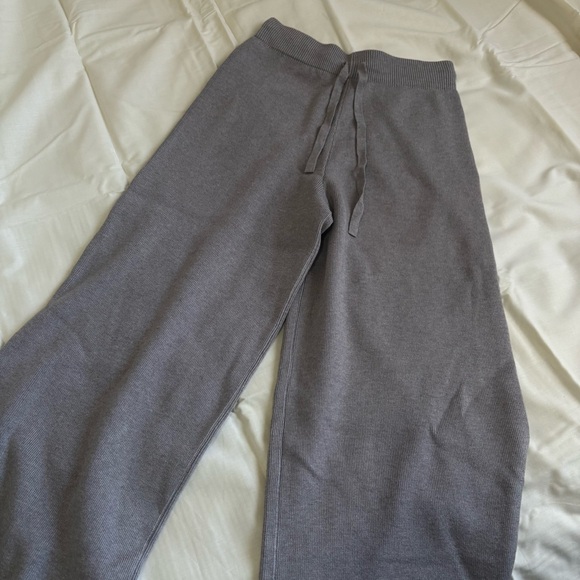 ୨୧ ･ﾟ✧ Olivaceous Wide Leg Knit High Rise Pants - Picture 2 of 6